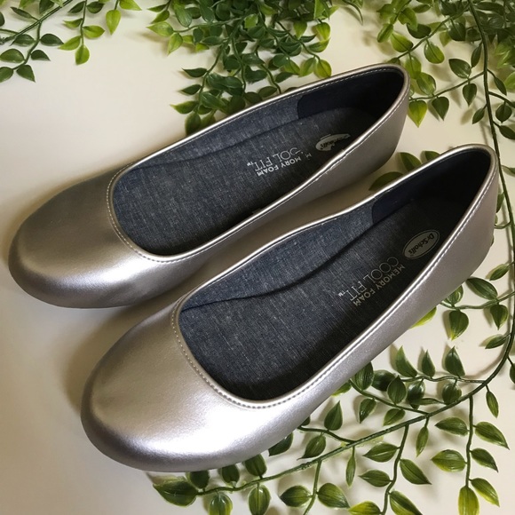 dr scholls silver flats